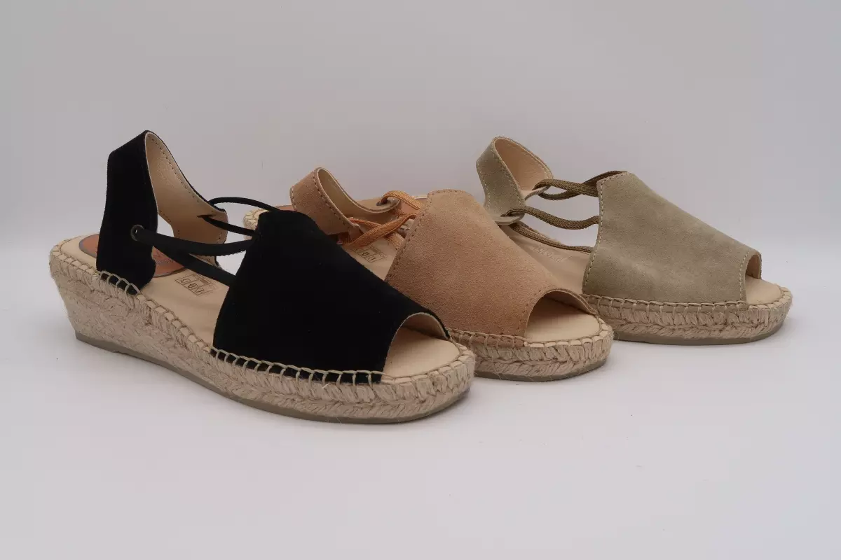 Alpargata abierta ante cuña media y gomas 50 negro verde kaki beige camel salvi